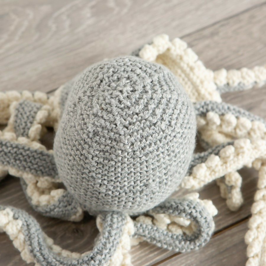 Robyn Octopus Grey Finished Image 3