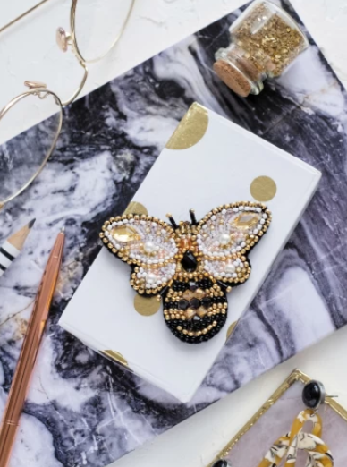 Abris Art. Golden Bee Beading Kit